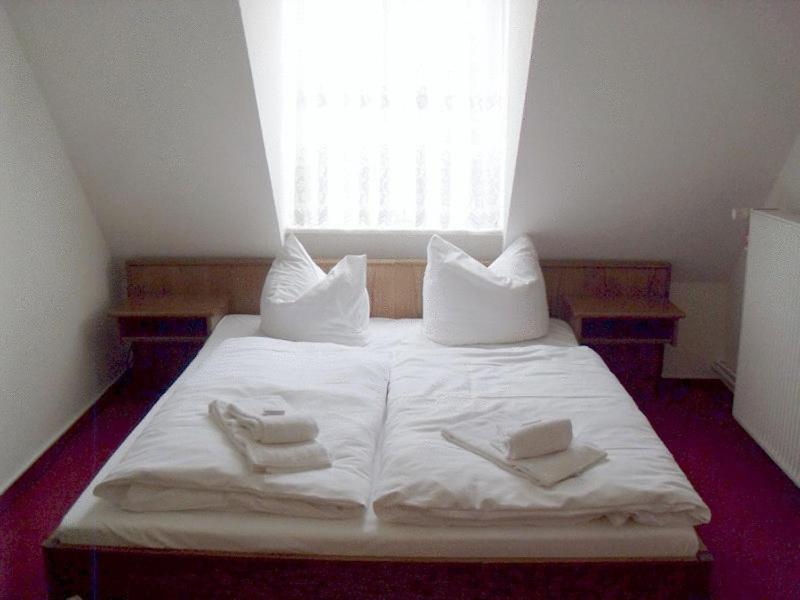 Zum Schwedenkonig Hotel Gadebusch ภายนอก รูปภาพ