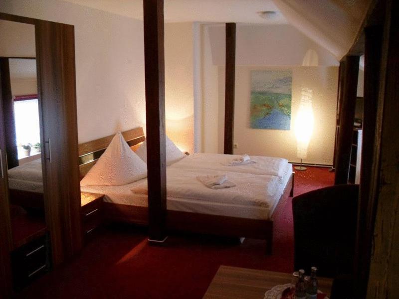 Zum Schwedenkonig Hotel Gadebusch ภายนอก รูปภาพ